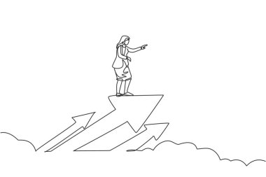 Genç ve zeki iş kadınının çizdiği tek çizgi. Oka binip bulutların arasından uçuyor. İş büyümesi asgari konsept. Modern sürekli çizgi çizimi tasarım grafik vektör çizimi