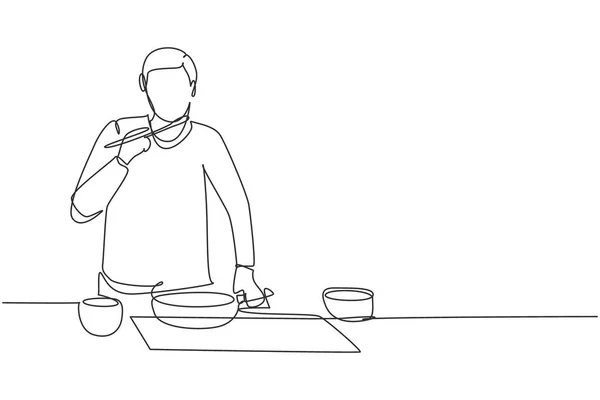 Continuous One Line Drawing Young Handsome Male Mixing Tomato Sauce — Image vectorielle