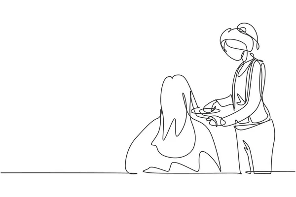 Single One Line Drawing Model Sitting While Hairstyling Beauty Salon —  Vetores de Stock