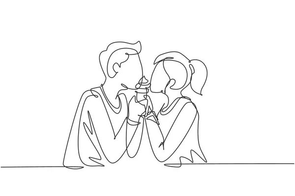 Single Continuous Line Drawing Young Beautiful Couple Sharing Ice Cream — Image vectorielle