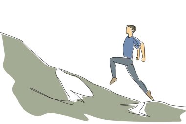 Ulusal İzler Günü 'nü kutlamak ve açık hava macerasının ruhunu vurgulamak için doğal tonlarla resmedilmiş, dağ yamacındaki patikaya tırmanan genç bir adamın tek çizgi çizimi..