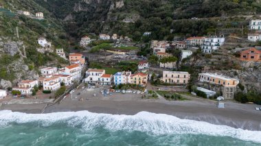 Erchie 'nin hava görüntüsü Amalfi Sahil Köyü' nde. Yüksek kalite fotoğraf