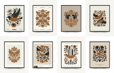 Folk süslü mistik İskandinav linokesim kuşları. Dekoratif baskılar için minimalist posterler