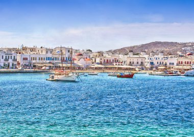 Mikonos kentine Chora ve liman