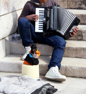 Busker clipart