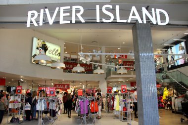 River Island mağaza