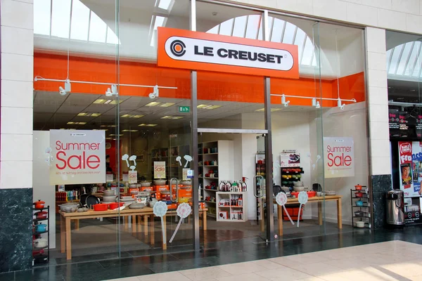 Le Creuset shop — Stock Photo, Image