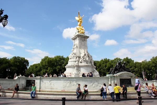 Victoria Memorial golden statue — Stock Photo, Image