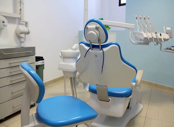 Современное стоматологическое оборудование — стоковое фото