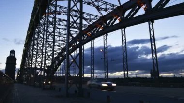 Hızlandırılmış fotoğrafçılık Bolsheokhtinsky Bridge St Petersburg