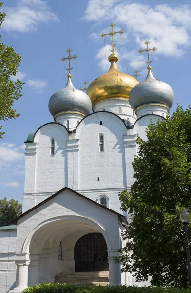 Vista panorámica del convento Novodevichy de Moscú — Foto de Stock