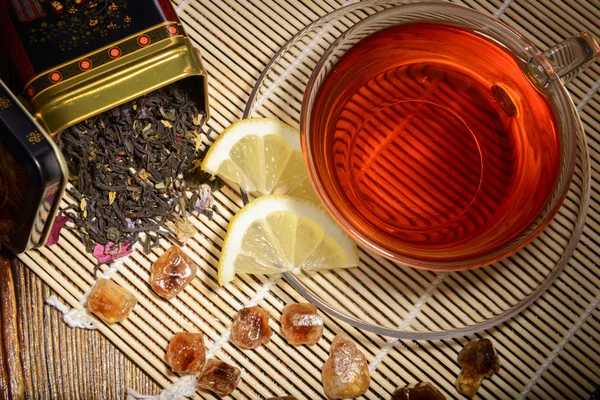 Tea composition on a wooden background — Stock Photo, Image