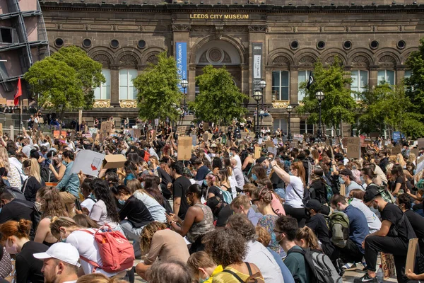 Leeds Großbritannien Juni 2020 Schwarze Leben Zählen Demonstranten Stadtzentrum Von — Stockfoto