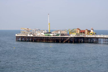 Brighton ve Hove UK, 10 Temmuz 2019: Ünlü Brighton İskelesi