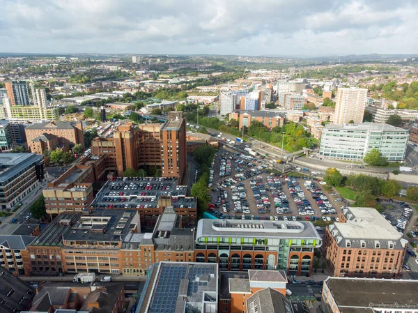Аэрофотосъемка Центре Лидса Великобритании Показывающая Типичный Британский Центр Города Вместе — стоковое фото