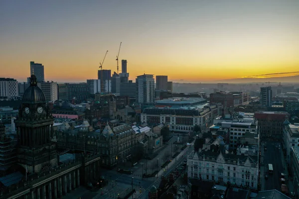 Zdjęcie Lotnicze Pięknego Wschodu Słońca Nad Miastem Leeds West Yorkshire — Zdjęcie stockowe