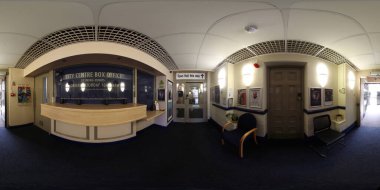 360 derece panoramik küre fotoğrafı tarihi Leeds Belediye Binası 'nın içini gösteriyor.