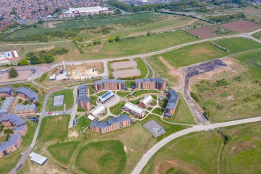 York Üniversitesi 'nin New York şehrinin North Yorkshire şehrindeki hava fotoğrafı, İngiltere Akademik Eğitim ve Araştırma Kurumu, modern bir kampüs ve üniversitelerle 1963 yılında kuruldu..