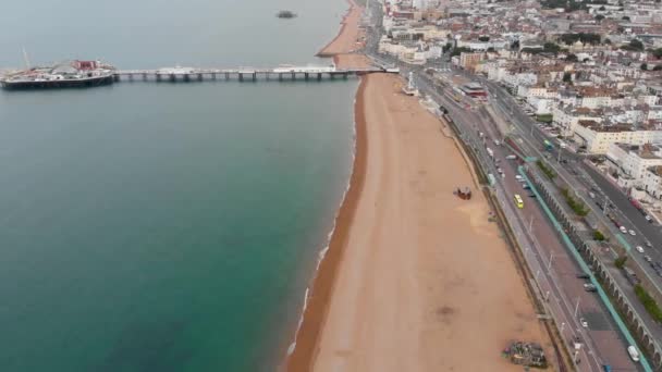 Imagens Aéreas Famoso Brighton Pier Oceano Localizado Costa Sul Inglaterra — Vídeo de Stock