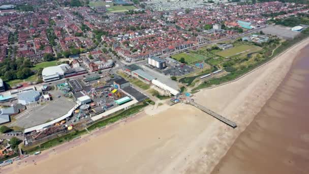 Images Aériennes Statiques Centre Ville Skegness Montrant Jetée Sur Plage — Video