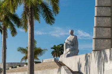 Jose Marti 'nin heykeli