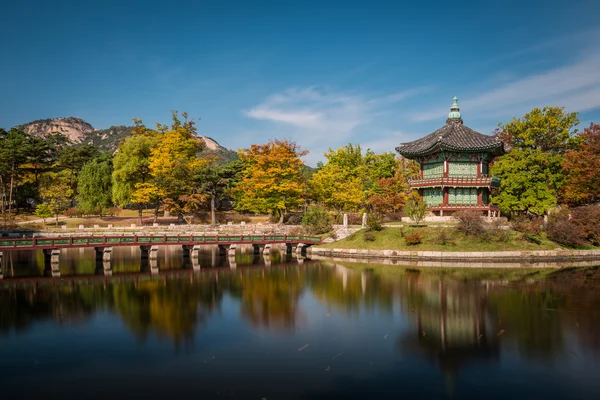 Autunno a Palazzo Gyeongbokgung — Foto Stock