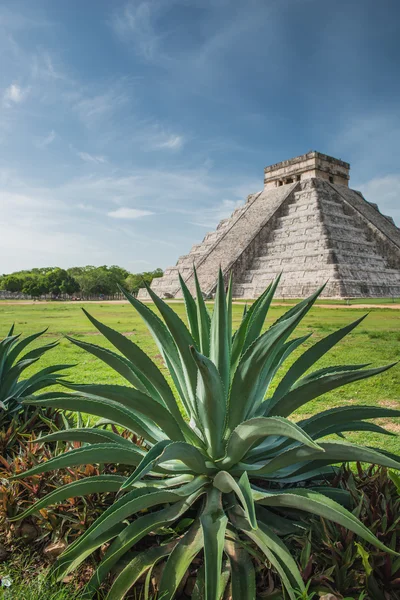 Piramide van Kukulcan — Stockfoto