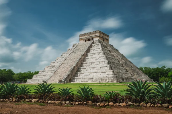 Pyramide des Kukulcan — Stockfoto