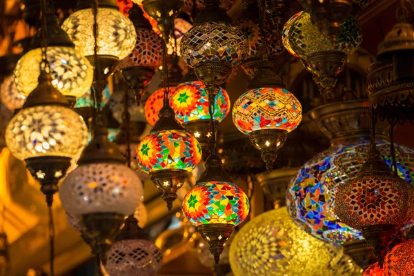 Lampen op de grand bazaar — Stockfoto