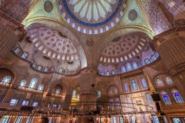 Mavi Cami 'nin içinde.