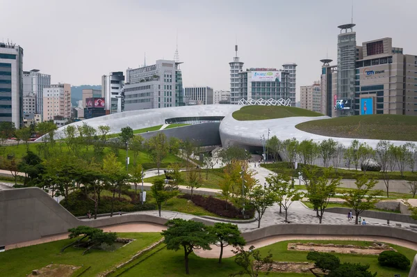 Dongdaemun Design Plaza — Stock Photo, Image