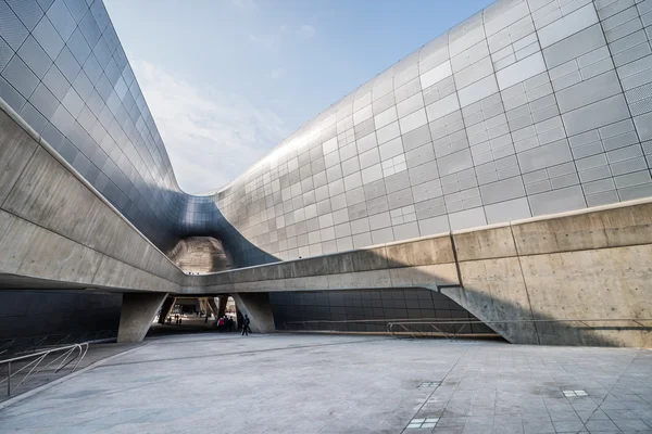 Dongdaemun návrhu plaza — Stock fotografie