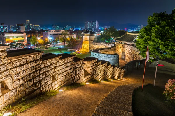 Hwaseong fästning — Stockfoto