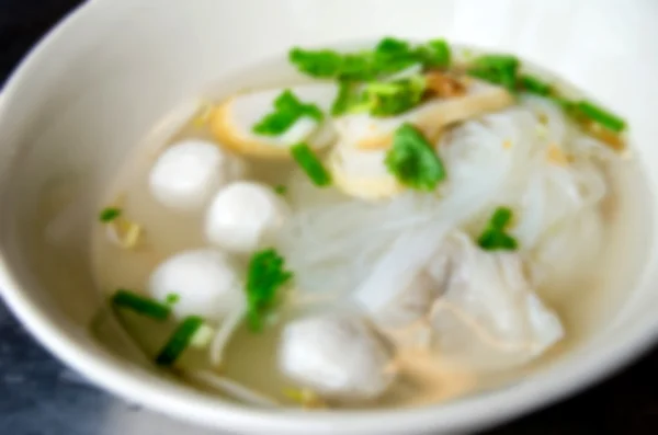 Fideos con bola de pescado — Foto de Stock