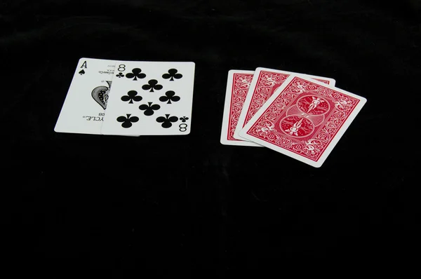 Stud poker ás e oito mostrando — Fotografia de Stock