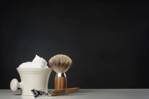 Vintage Shaving Tools on white Table and bright Background — Stock Photo, Image