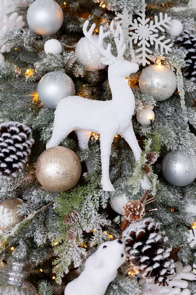 Décorations Rennes Arbres Noël Sur Arbre — Photo