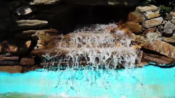 Vattenfall fontänen — Stockvideo