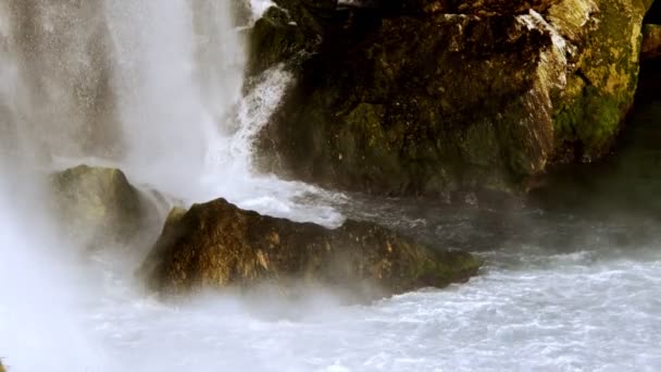 Cascada Naturaleza Salvaje — Vídeos de Stock