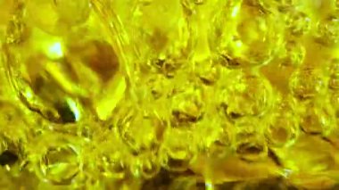 Mürekkeple Petrol ve Su kabarcıkları