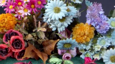 Renkli Taklit Çiçek demetleri