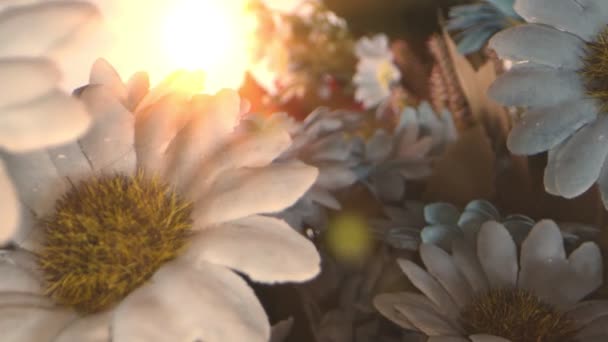 Kleurrijke Bossen Van Imitatie Bloemen — Stockvideo