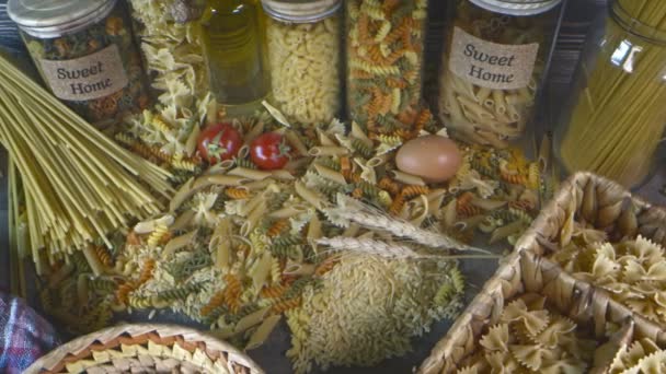 新鲜素食意大利生食品通心粉 — 图库视频影像
