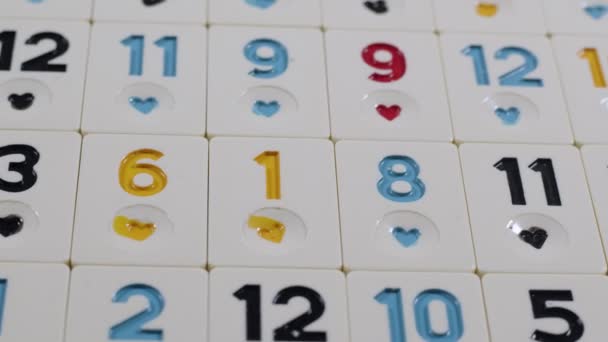 Traditionele Legendarische Gamble Okey Spel Stukken Met Kleurrijke Nummers — Stockvideo