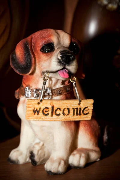 Animal Dog Toy Holding Welcome Message Photo — Stock Photo, Image