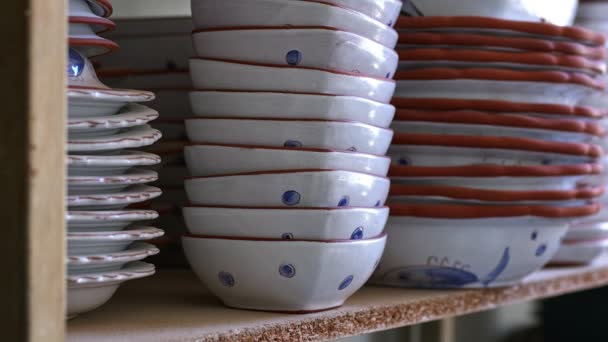 陶瓷工作室内的黏土板 — 图库视频影像