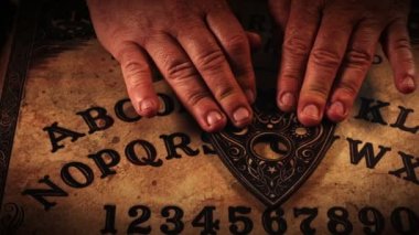 Cadılık Ruhsal Oyun Ouija Tahtası 