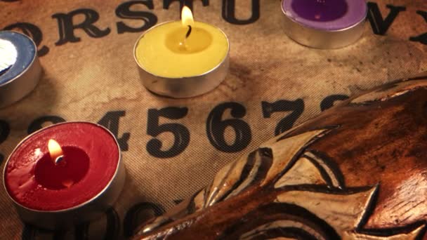 Bruxaria Jogo Espiritual Ouija Tabuleiro — Vídeo de Stock