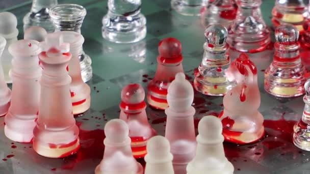 Sanglant jeu d'échecs en verre — Video