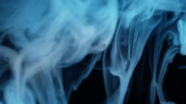 Soyut Sıvı Dumanı Yumuşakça Yayılsın